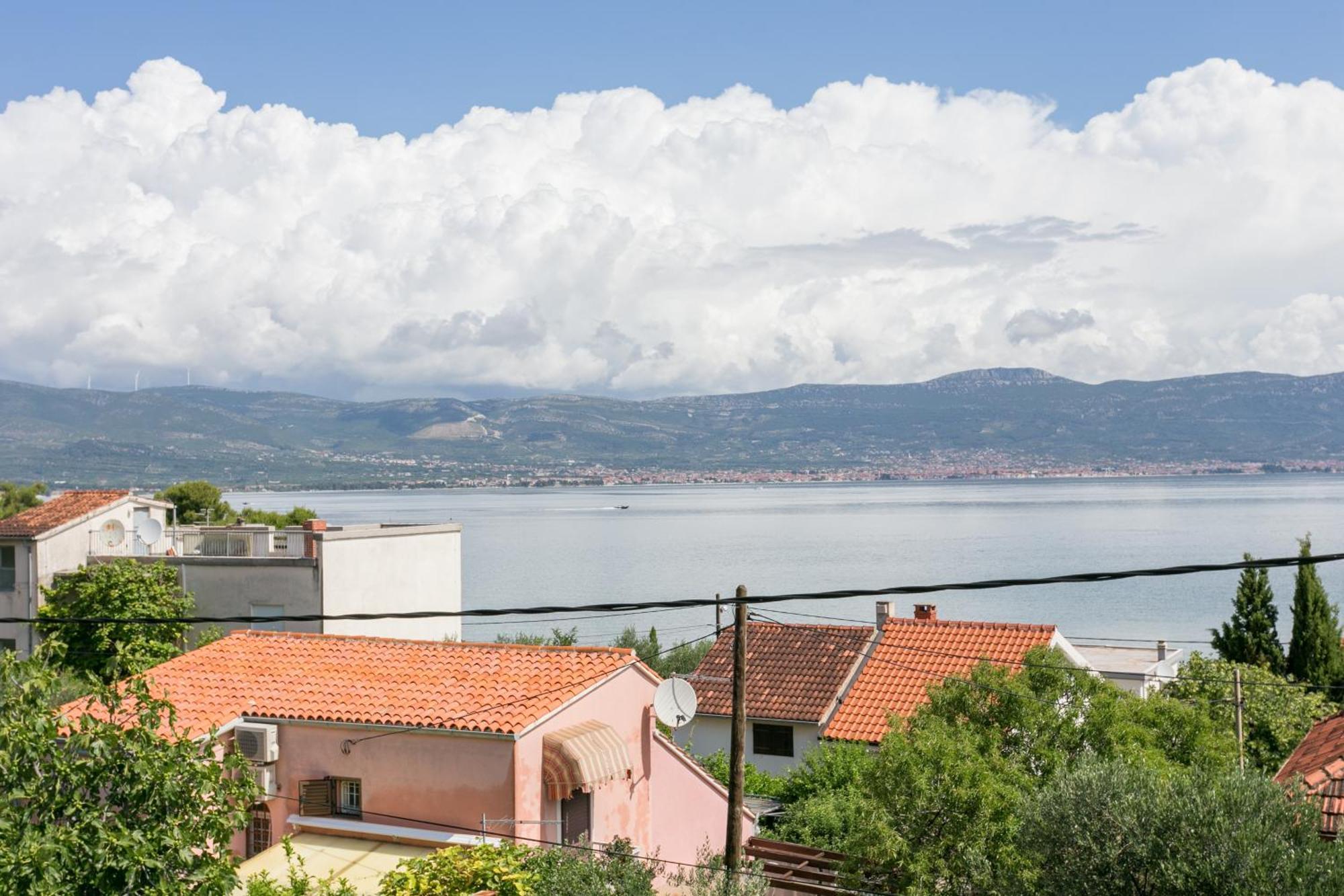 Apartments By The Sea Slatine, Ciovo - 6000 Exterior foto